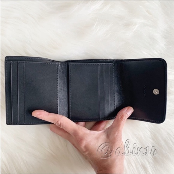 NWT Coach Small Trifold Wallet in Signature Leather Canvas Black Gunmetal - Picture 3 of 8